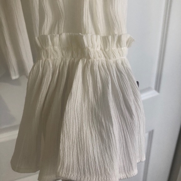 Free People Top NWT Kelsey White Size M Boho Super Versatile Shirred PERFECT😊 - Picture 12 of 16